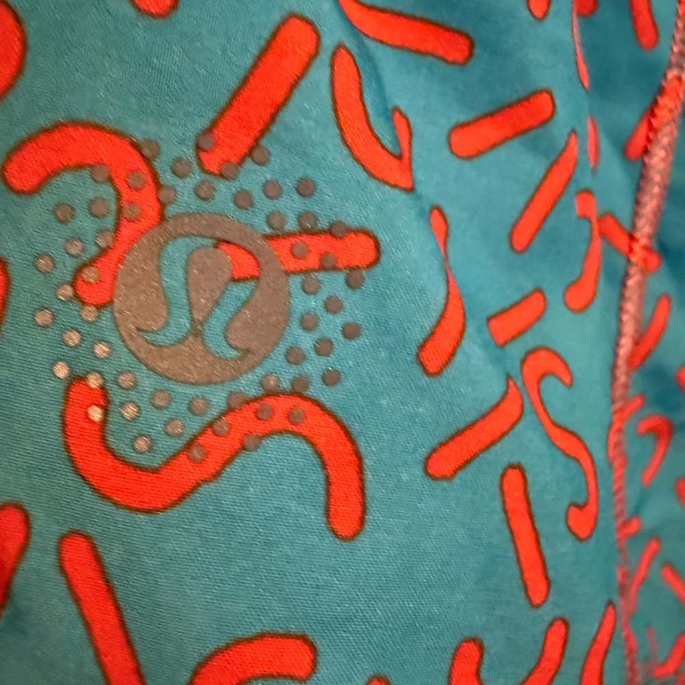 Lululemon Run Speed Shorts Special Edition 2015 Seawheeze Size‎ 6 Blue Orange - Picture 4 of 11